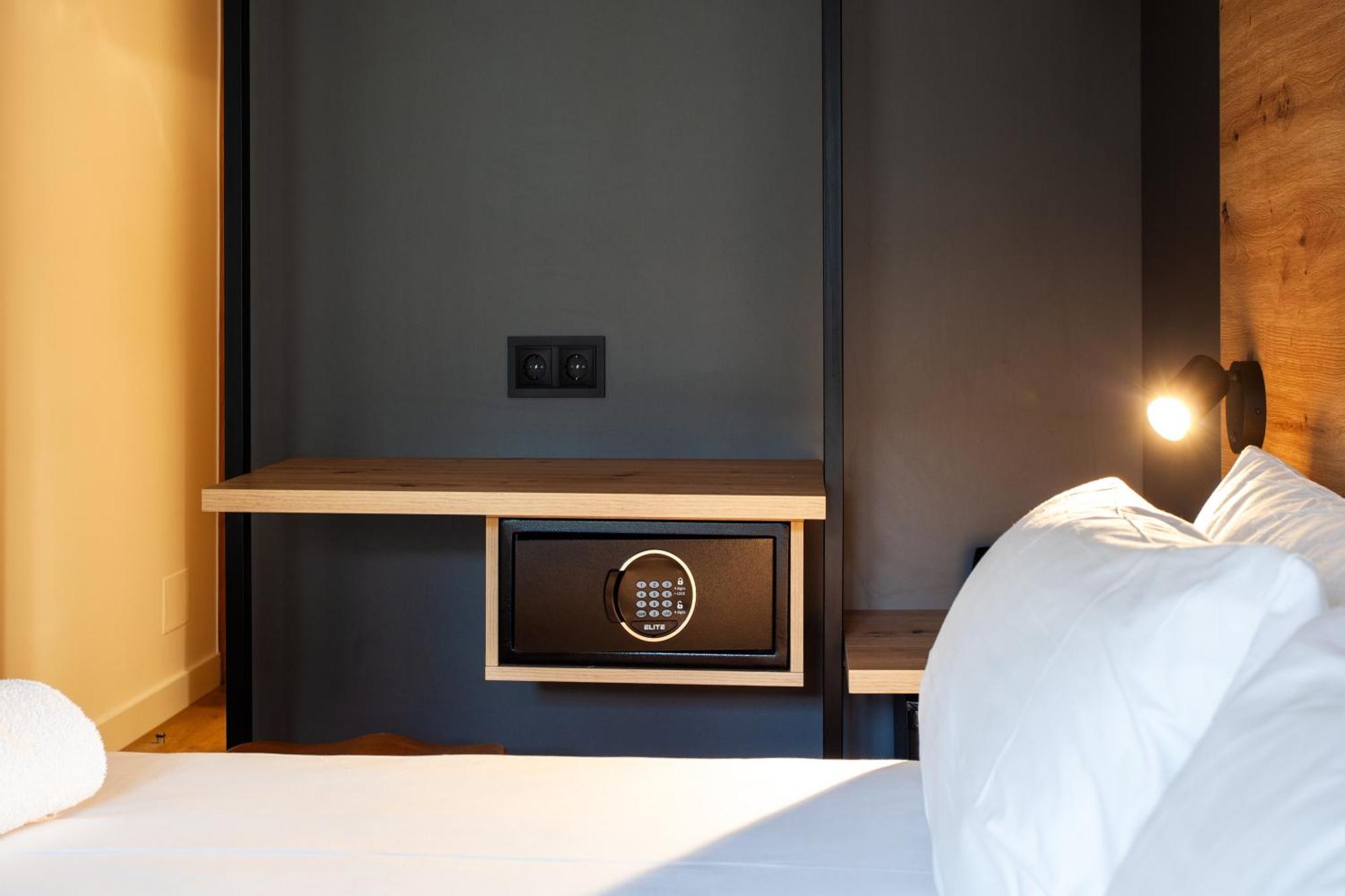 Plaza Obradoiro Express By Bossh! Hotels Santiago de Compostela Exterior foto